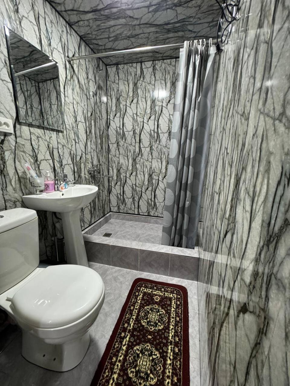 Boutique Boulevard Buchara Buitenkant foto