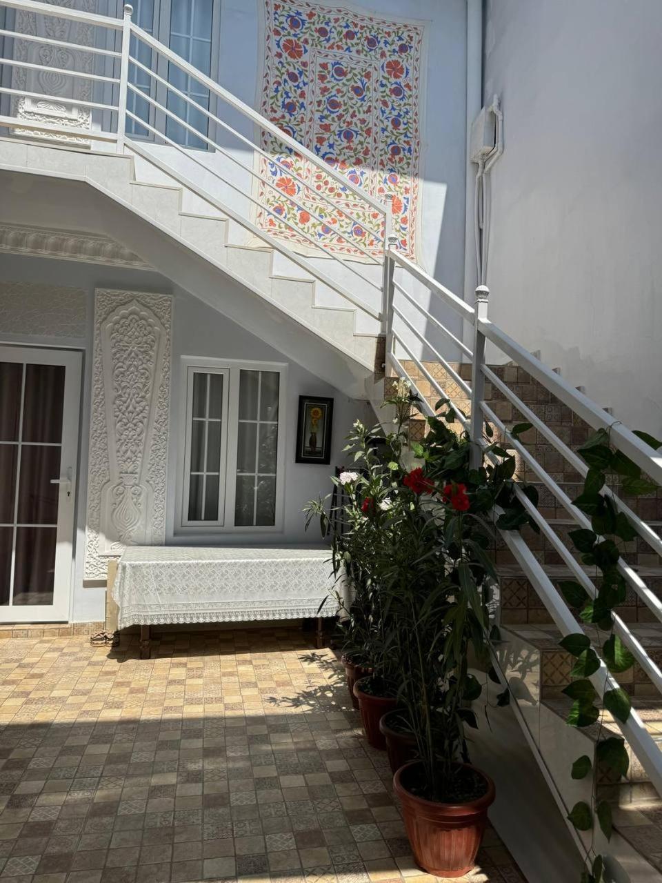 Boutique Boulevard Buchara Buitenkant foto